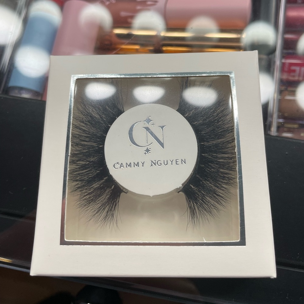 BN Cammy Nguyen Lashes- The Glow Up